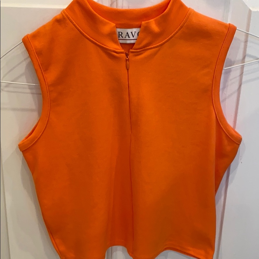 A Sleeveless Zip Up Spandex Top